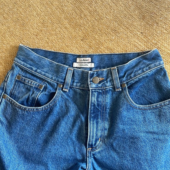 Vintage LLBean dark wash mom jean - Picture 2 of 3